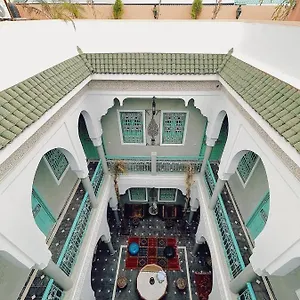 زيارة الفندق